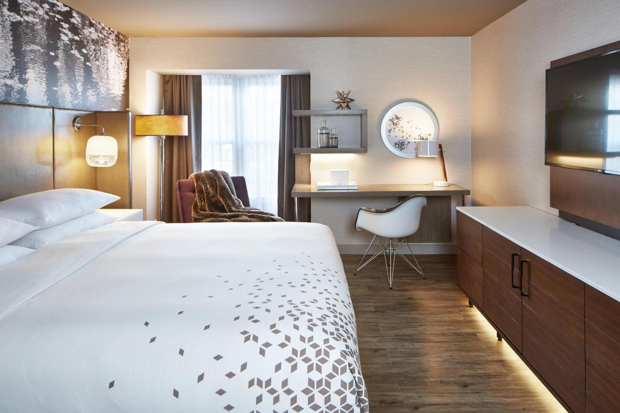 The Del Monte Lodge Renaissance Rochester Hotel & Spa Екстер'єр фото